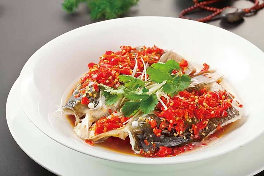 紅菜椒煮魚 紅菜椒煮魚