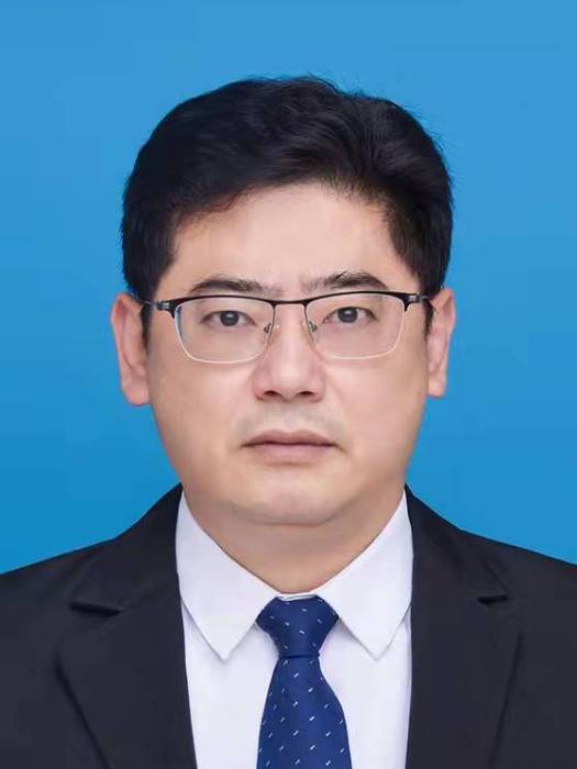 馮傑(重慶市南岸區彈子石街道辦事處副主任、二級調研員) 馮傑(重慶市南岸區彈子石街道辦事處副主任、二級調研員)