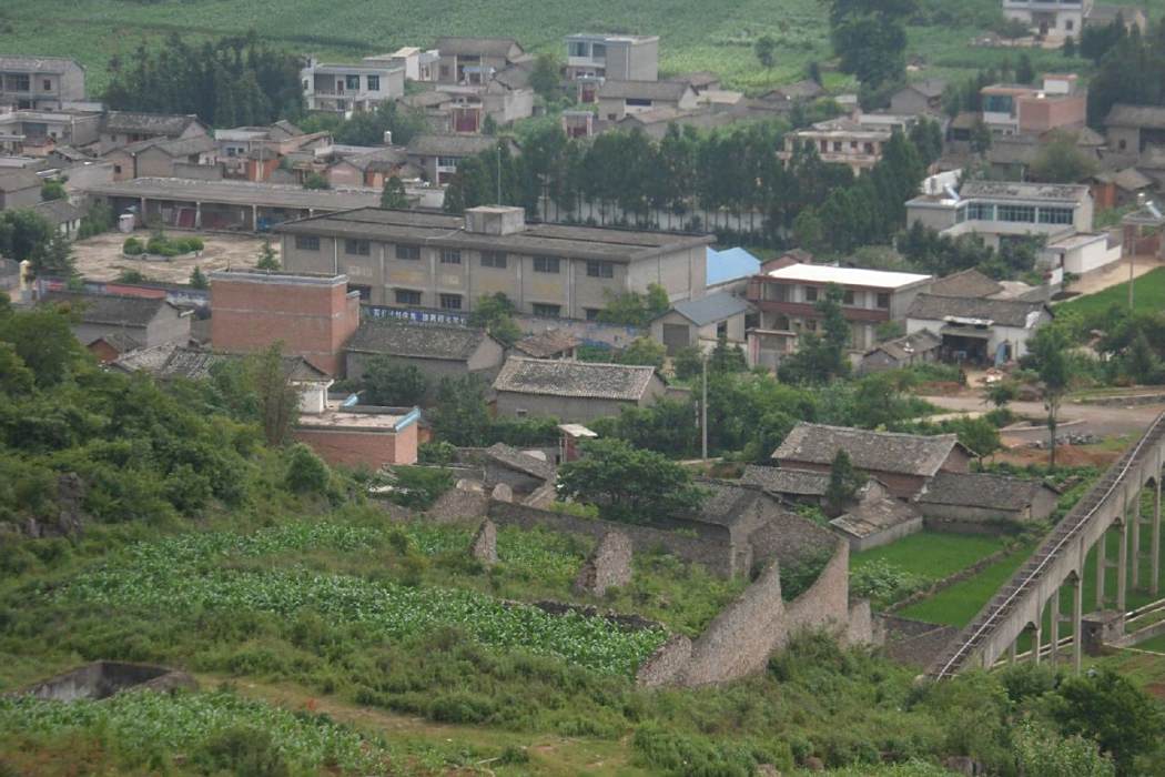 圭落哨村 圭落哨村