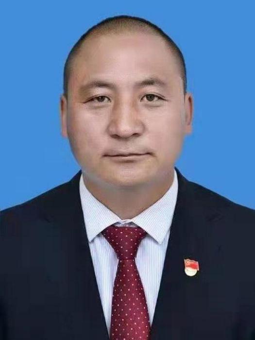 索南東智(青海省果洛州甘德縣人大常委會副主任) 索南東智(青海省果洛州甘德縣人大常委會副主任)