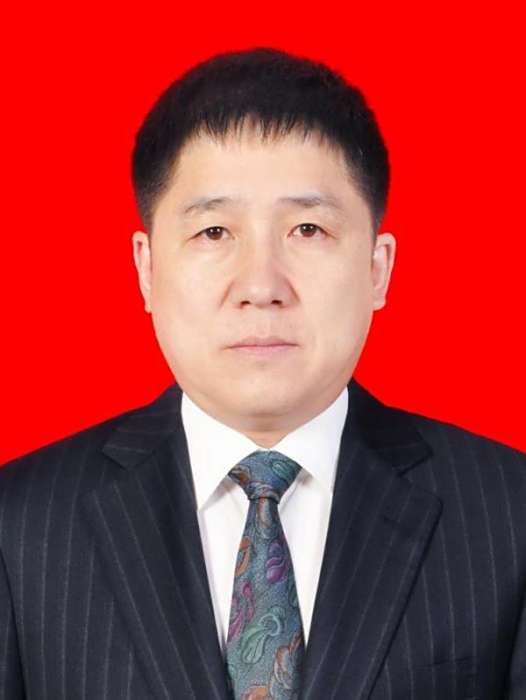 張繼光(榆樹市審計局副局長) 張繼光(榆樹市審計局副局長)