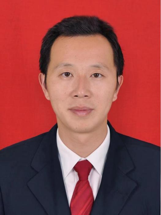 佟亮(江西省吉安市永豐縣委教體工委委員、教體局總督學) 佟亮(江西省吉安市永豐縣委教體工委委員、教體局總督學)