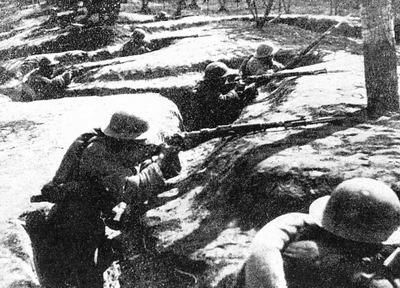 中國軍隊在臨沂阻擊進犯的日軍