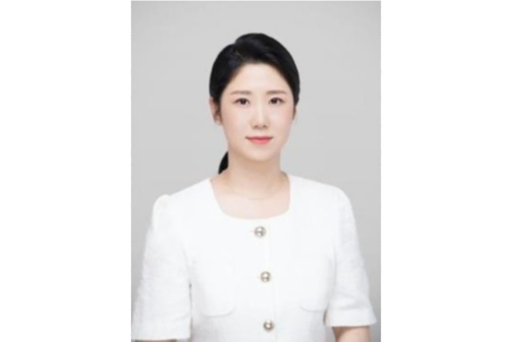 李蘭(延邊大學地理與海洋科學學院副教授) 李蘭(延邊大學地理與海洋科學學院副教授)