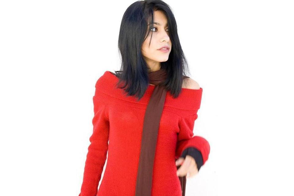 克里斯蒂娜·瓦倫蘇埃拉(Cristina Valenzuela) 克里斯蒂娜·瓦倫蘇埃拉(Cristina Valenzuela)