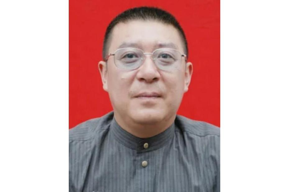 伍俊輝(中江縣教育局工作者) 伍俊輝(中江縣教育局工作者)