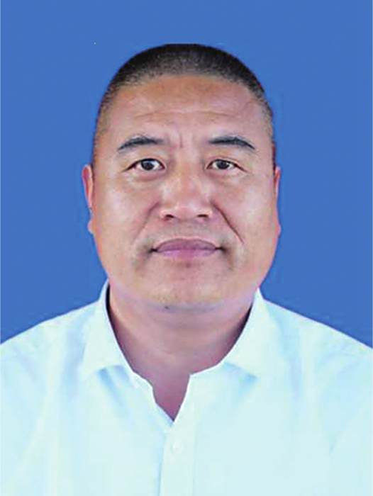 呂良(濟南市萊蕪區鳳城街道呂花園社區黨委書記) 呂良(濟南市萊蕪區鳳城街道呂花園社區黨委書記)