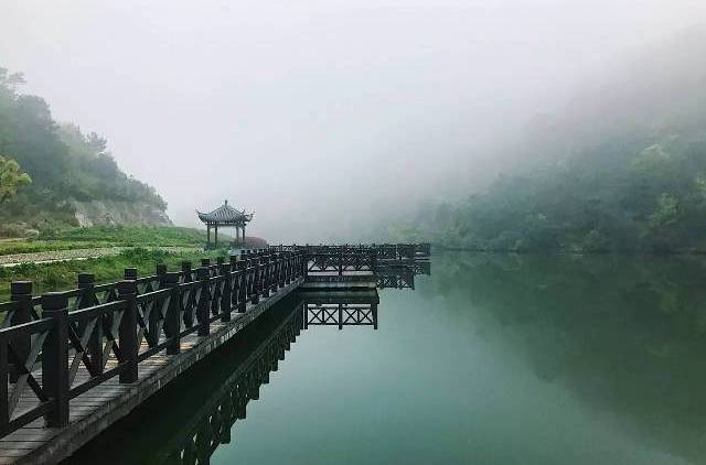 海頭村(雲南省尋甸縣金所鄉下轄村) 海頭村(雲南省尋甸縣金所鄉下轄村)