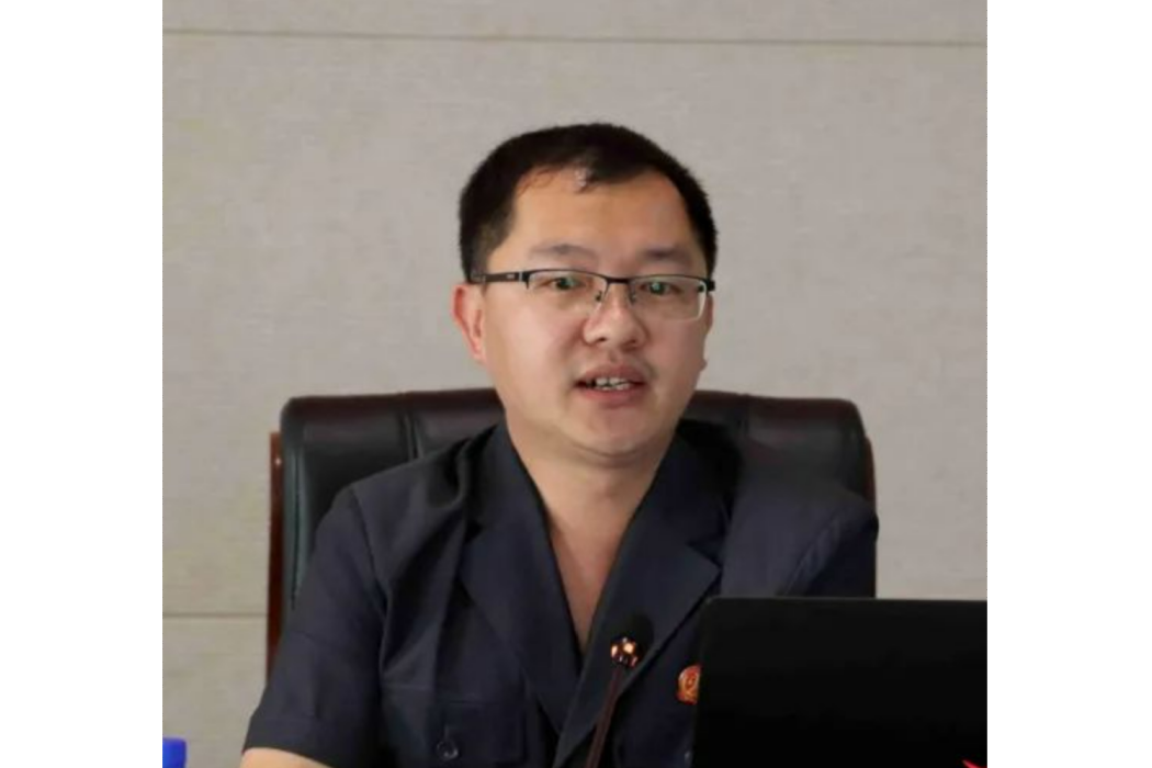 李文明(雲南省臨滄市永德縣人民法院院長) 李文明(雲南省臨滄市永德縣人民法院院長)