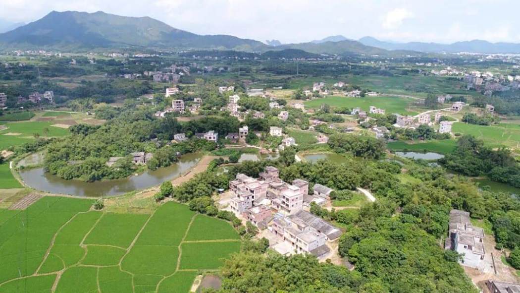 東寨村(廣東省陽江市陽春市潭水鎮下轄村) 東寨村(廣東省陽江市陽春市潭水鎮下轄村)