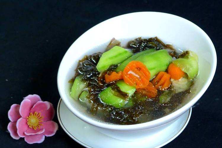 紫菜絲瓜湯 紫菜絲瓜湯