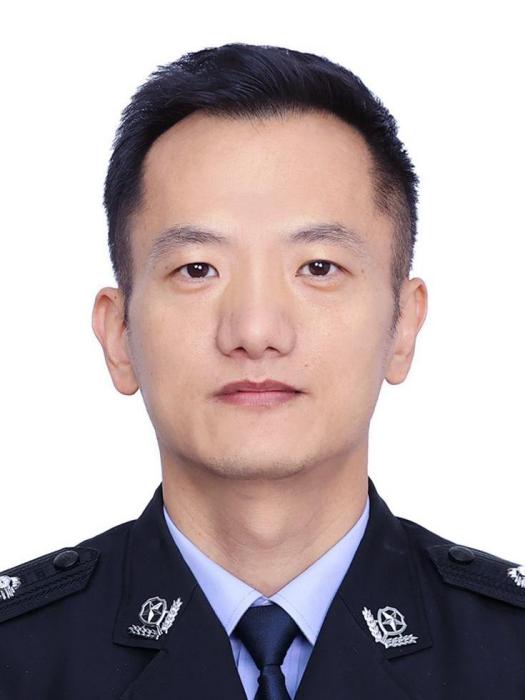 王愛國(浙江省湖州市安吉縣人民政府副縣長,公安局黨委書記、局長、督查長) 王愛國(浙江省湖州市安吉縣人民政府副縣長,公安局黨委書記、局長、督查長)