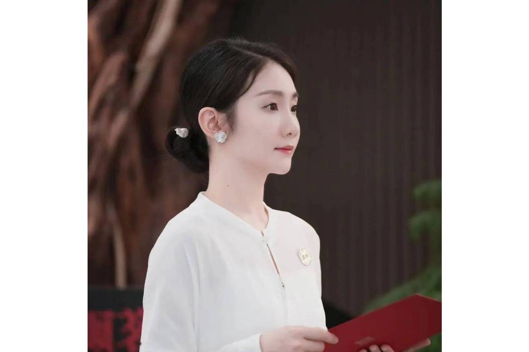 李明恬 李明恬