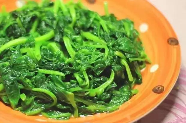 清炒豆尖 清炒豆尖