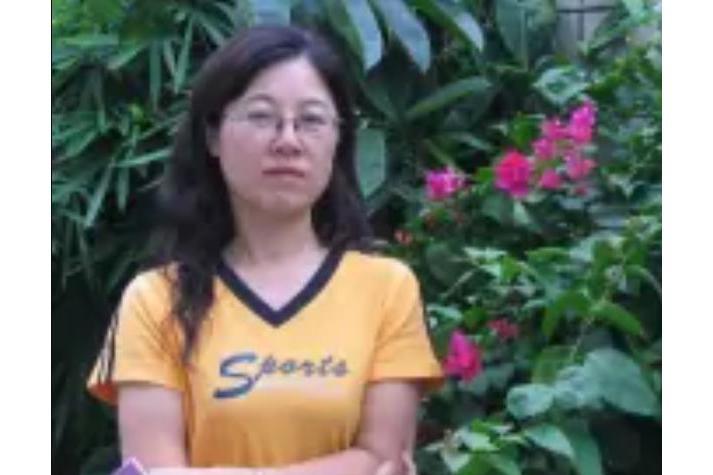 龍曉彤 龍曉彤