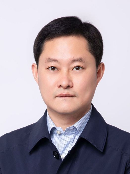 李源(安徽省銅陵市郊區區委副書記) 李源(安徽省銅陵市郊區區委副書記)