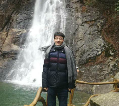 湯軼群 湯軼群