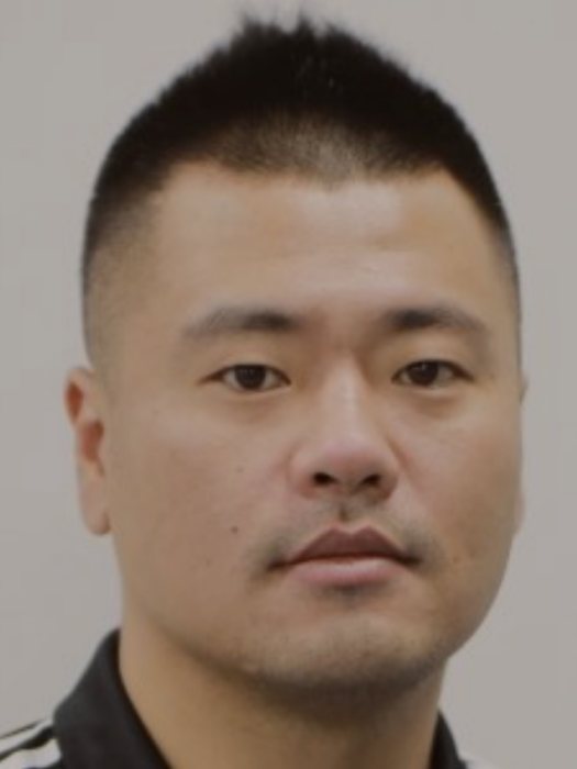 曹榮在