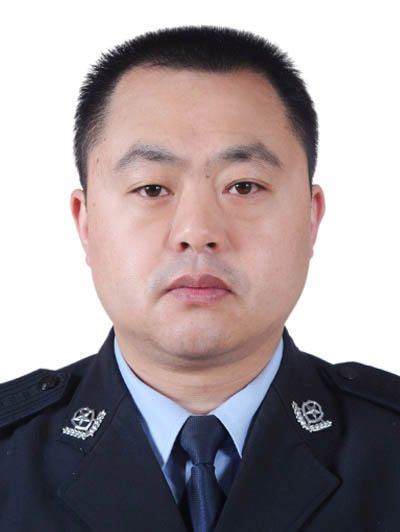 李學剛(貴州省六盤水市六枝特區人民政府原副區長) 李學剛(貴州省六盤水市六枝特區人民政府原副區長)