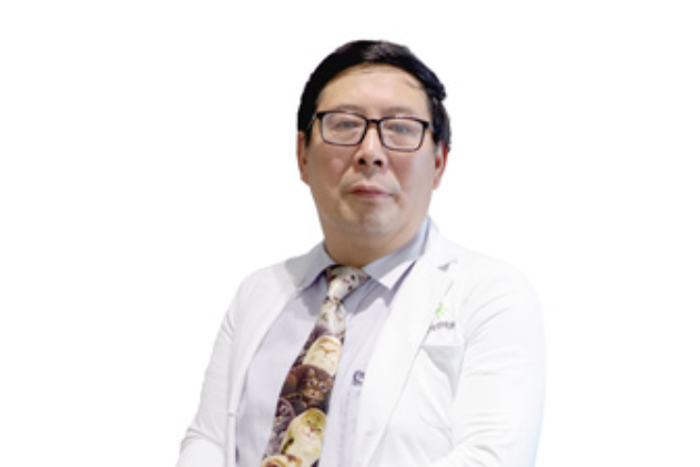 肖嘯(雲南農業大學附屬獸醫院院長) 肖嘯(雲南農業大學附屬獸醫院院長)