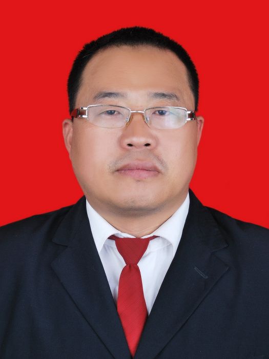 羅磊(榆陽區高新技術產業開發區管理委員會副主任) 羅磊(榆陽區高新技術產業開發區管理委員會副主任)
