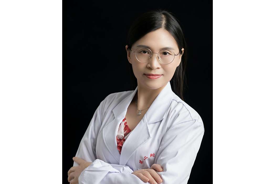 譚麗玲(南昌大學第二附屬醫院核醫學科主任) 譚麗玲(南昌大學第二附屬醫院核醫學科主任)