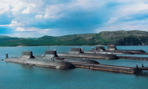 五艘颱風級核潛艇