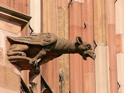 呂貝克市聖卡特琳娜教堂雕像