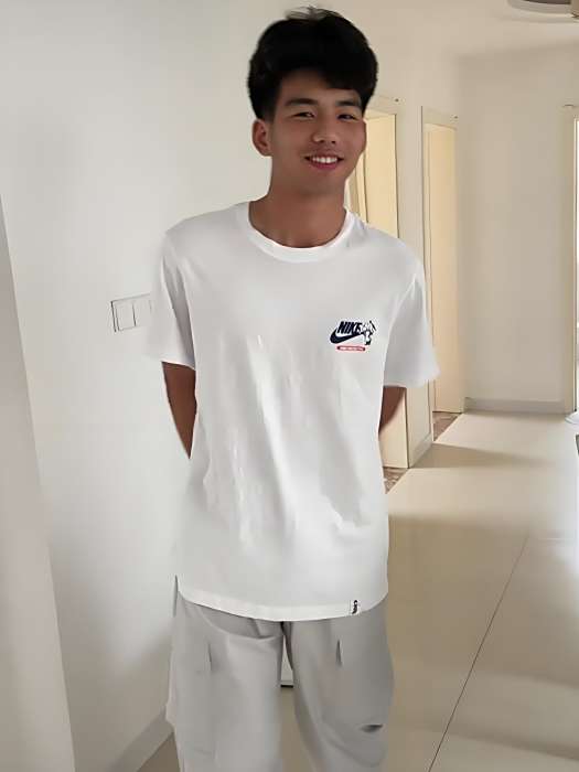 唯我獨尊. 唯我獨尊.