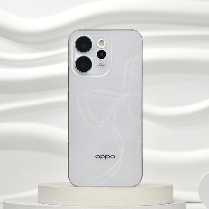OPPO Reno 15 Pro OPPO Reno 15 Pro