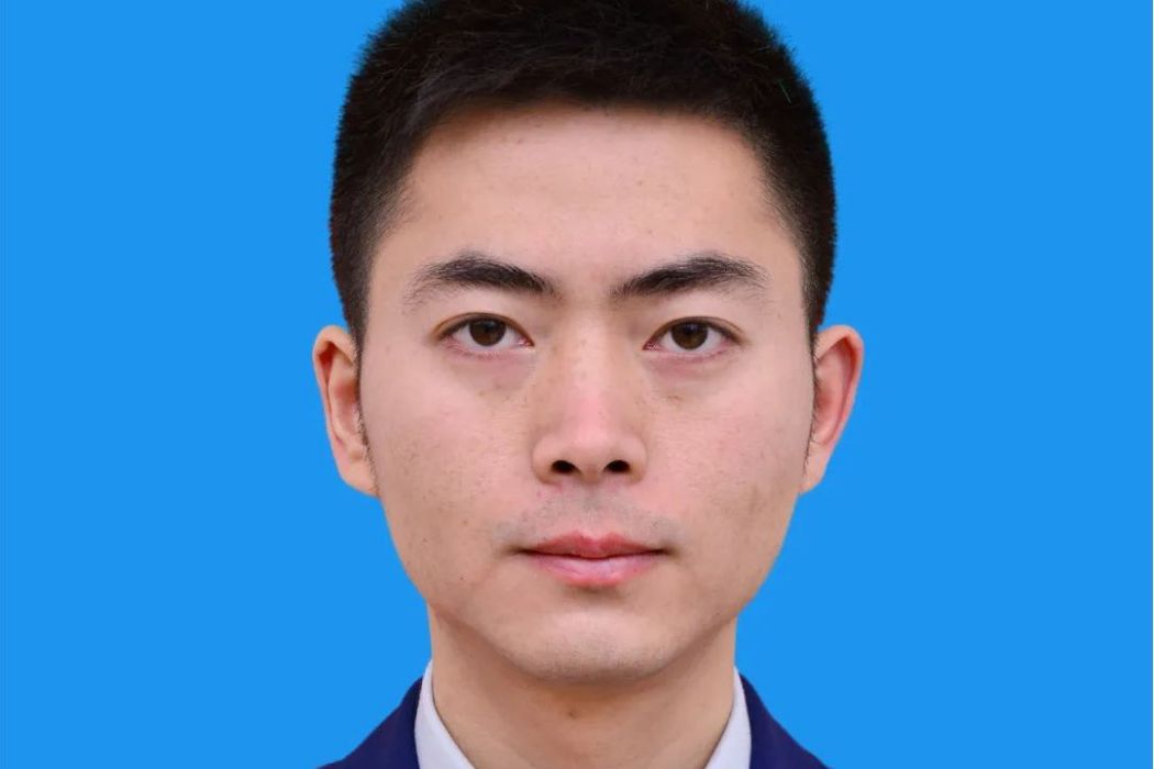 劉鑫(四川省自貢市鹽馬路消防救援站副站長) 劉鑫(四川省自貢市鹽馬路消防救援站副站長)