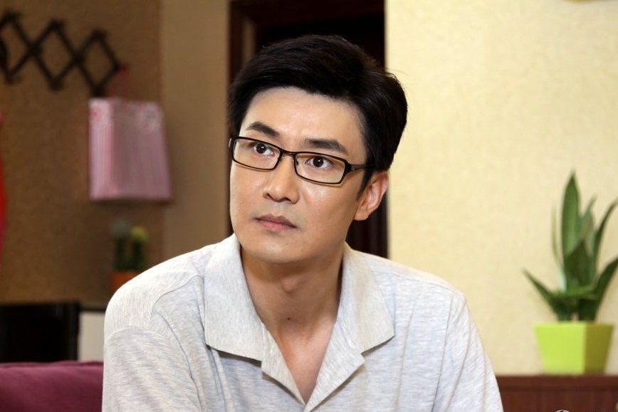 劉天祥(都市時尚情感劇《百萬新娘之愛無悔》中的男配角) 劉天祥(都市時尚情感劇《百萬新娘之愛無悔》中的男配角)