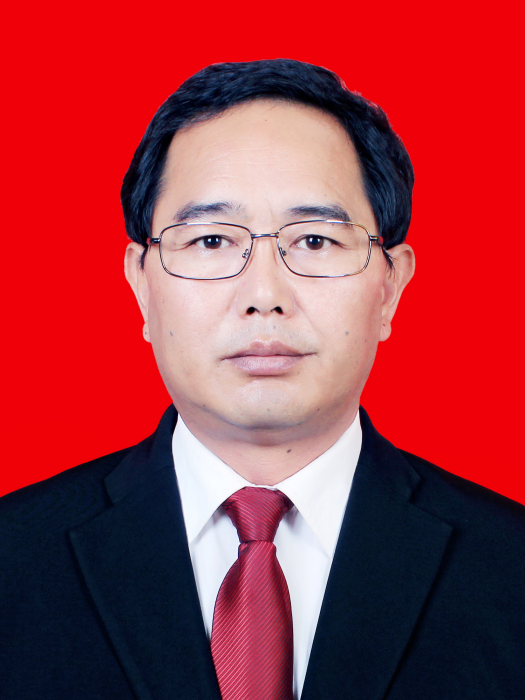 楊明富(玉溪市新平縣統計局黨組成員、黨支部書記) 楊明富(玉溪市新平縣統計局黨組成員、黨支部書記)
