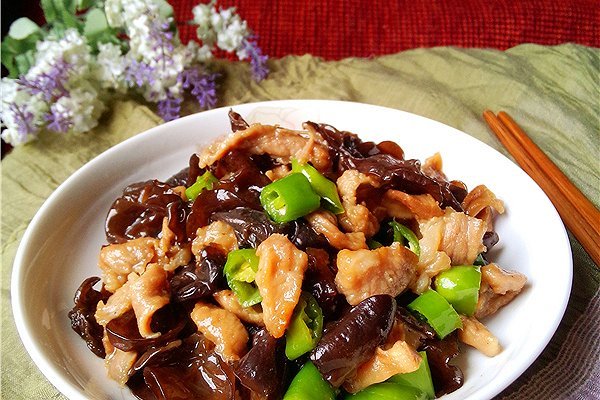 辣椒木耳肉片 辣椒木耳肉片