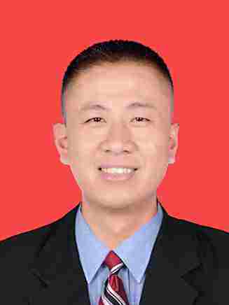 韓俊明(山西省政協委員,晉中新青年高校志願者聯合服務中心黨支部書記、理事長) 韓俊明(山西省政協委員,晉中新青年高校志願者聯合服務中心黨支部書記、理事長)