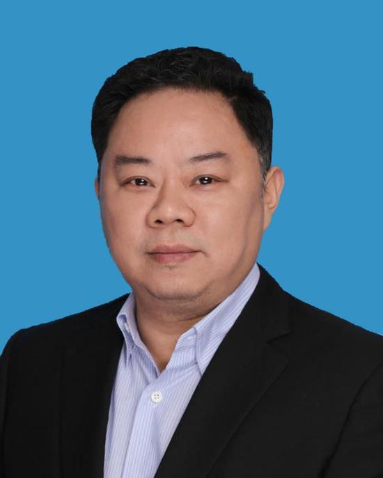 熊震宇(擬任宜春豐城高新開發區管委會副主任) 熊震宇(擬任宜春豐城高新開發區管委會副主任)