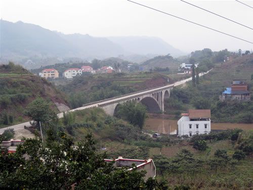 金利村(廣東省佛山市南海區裏水鎮下轄村) 金利村(廣東省佛山市南海區裏水鎮下轄村)