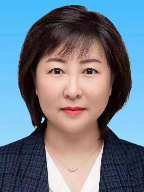 張瑩瑩(遼寧省鐵嶺市調兵山市政府機關黨組成員、辦公室副主任) 張瑩瑩(遼寧省鐵嶺市調兵山市政府機關黨組成員、辦公室副主任)
