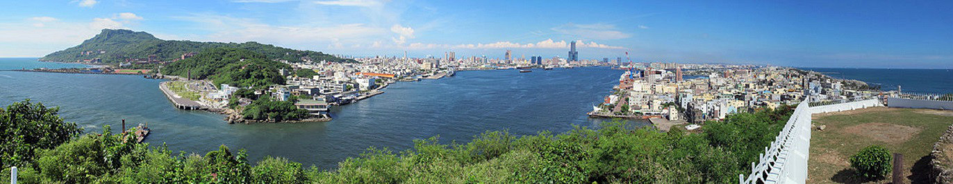 台灣首要的海運樞紐、第一大港高雄港