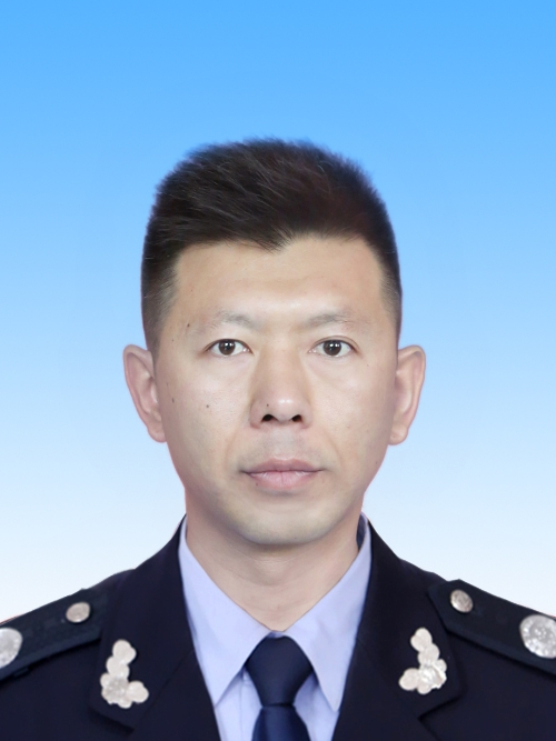侯超(山東省萊州市應急管理局黨委委員、副局長) 侯超(山東省萊州市應急管理局黨委委員、副局長)