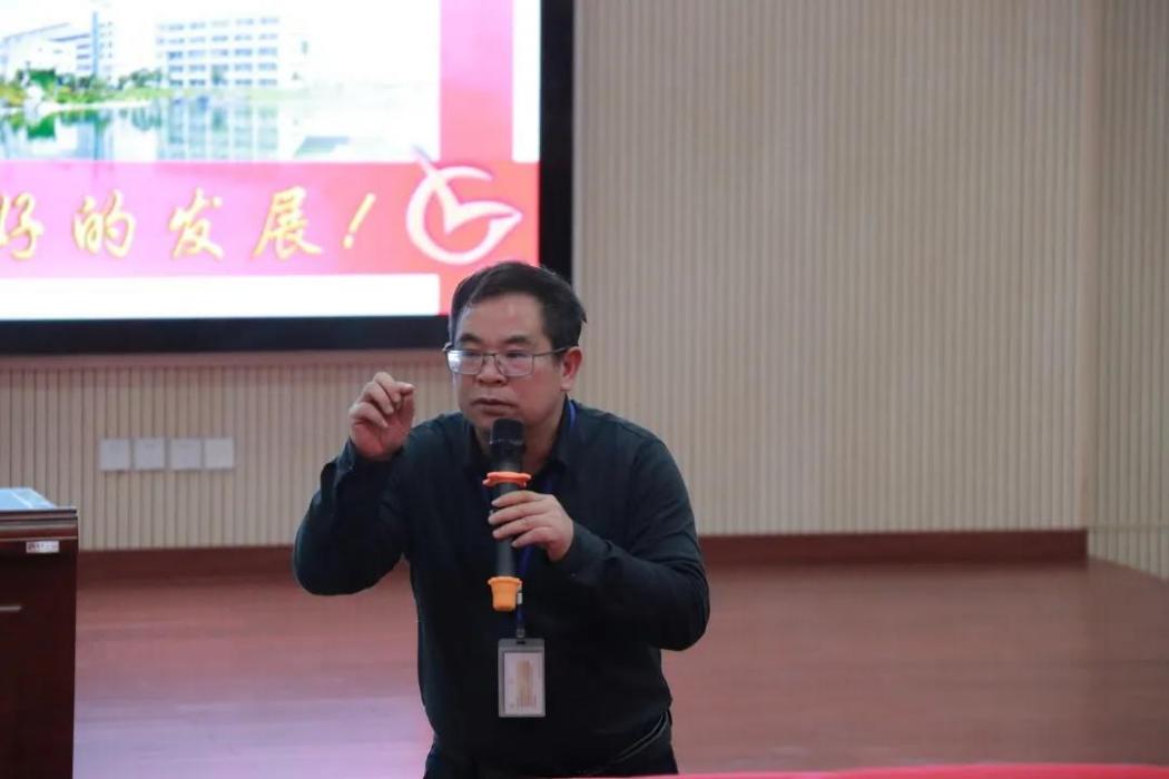 梁樹穎 梁樹穎