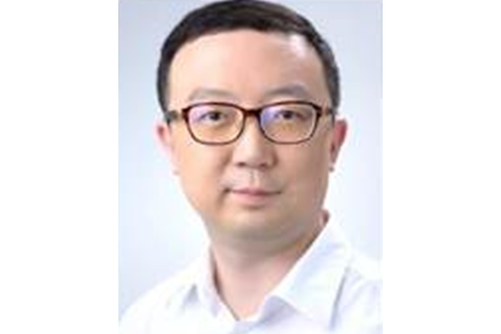 趙群(基石藥業原非執行董事)
