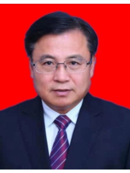 王立國(吉林省松原市乾安縣政府黨組書記、縣長) 王立國(吉林省松原市乾安縣政府黨組書記、縣長)