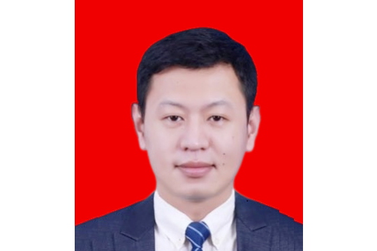 陳揚(南昌市臨空經濟區辦公室綜合科科長) 陳揚(南昌市臨空經濟區辦公室綜合科科長)