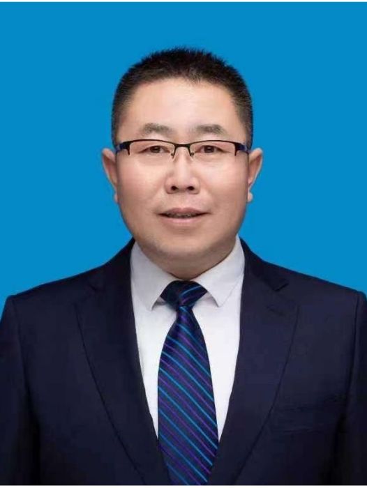 王志強(呼和浩特市衛生健康委員會黨組成員、副主任)