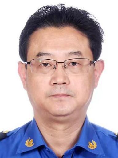 劉衛東(山東省濟南市章丘區城管局黨組成員,執法大隊大隊長) 劉衛東(山東省濟南市章丘區城管局黨組成員,執法大隊大隊長)