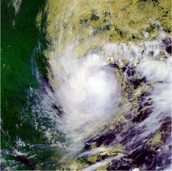 熱帶風暴范斯高衛星雲圖