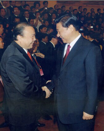 陳清泉與習近平主席親切握手