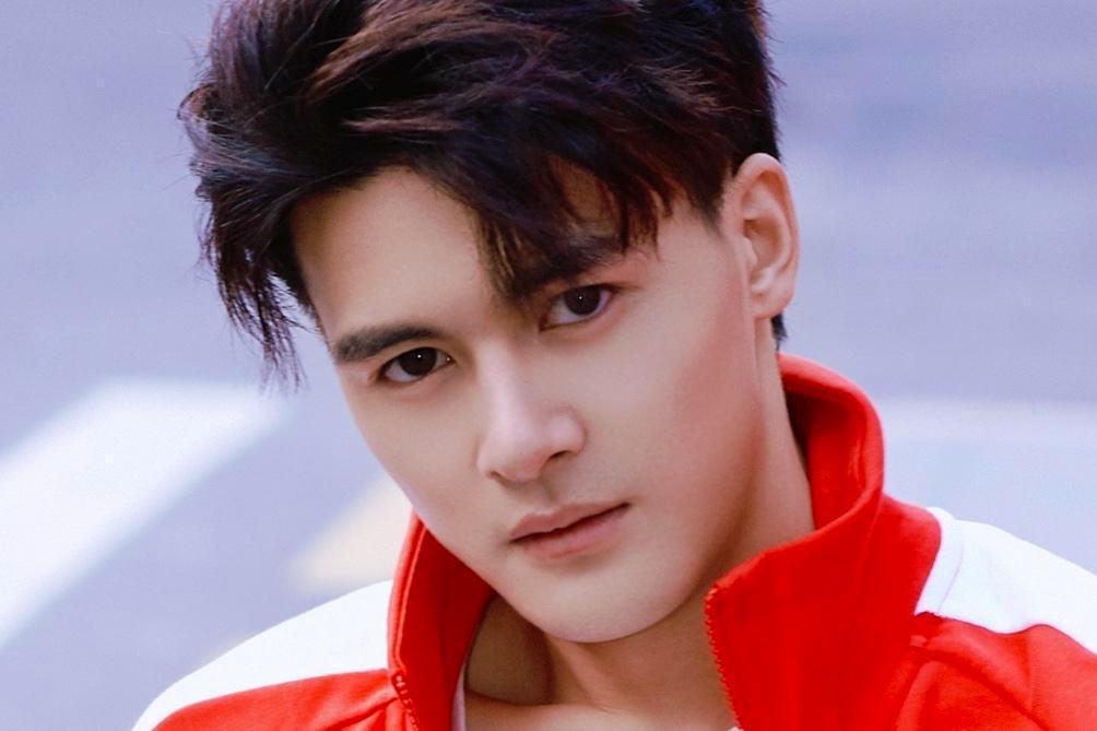 賀立(中國內地男演員) 賀立(中國內地男演員)
