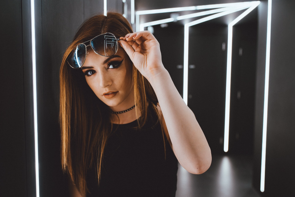 克麗希·克斯丹薩(Chrissy Costanza) 克麗希·克斯丹薩(Chrissy Costanza)
